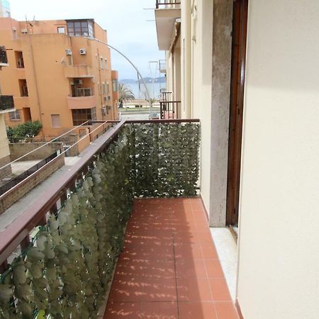 Family Apartment On The Beach アルゲーロ エクステリア 写真