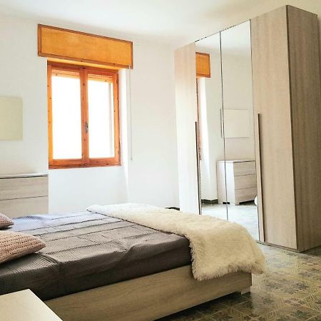 Family Apartment On The Beach アルゲーロ エクステリア 写真